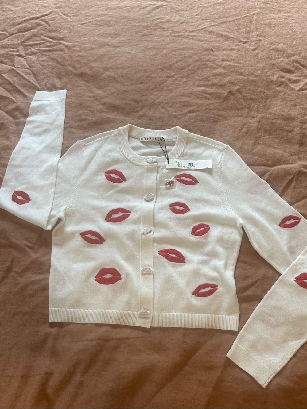 Alice + Olivia Daroda Kiss Lipstick Stretch ~ Wool Cardigan - Picture 15 of 17